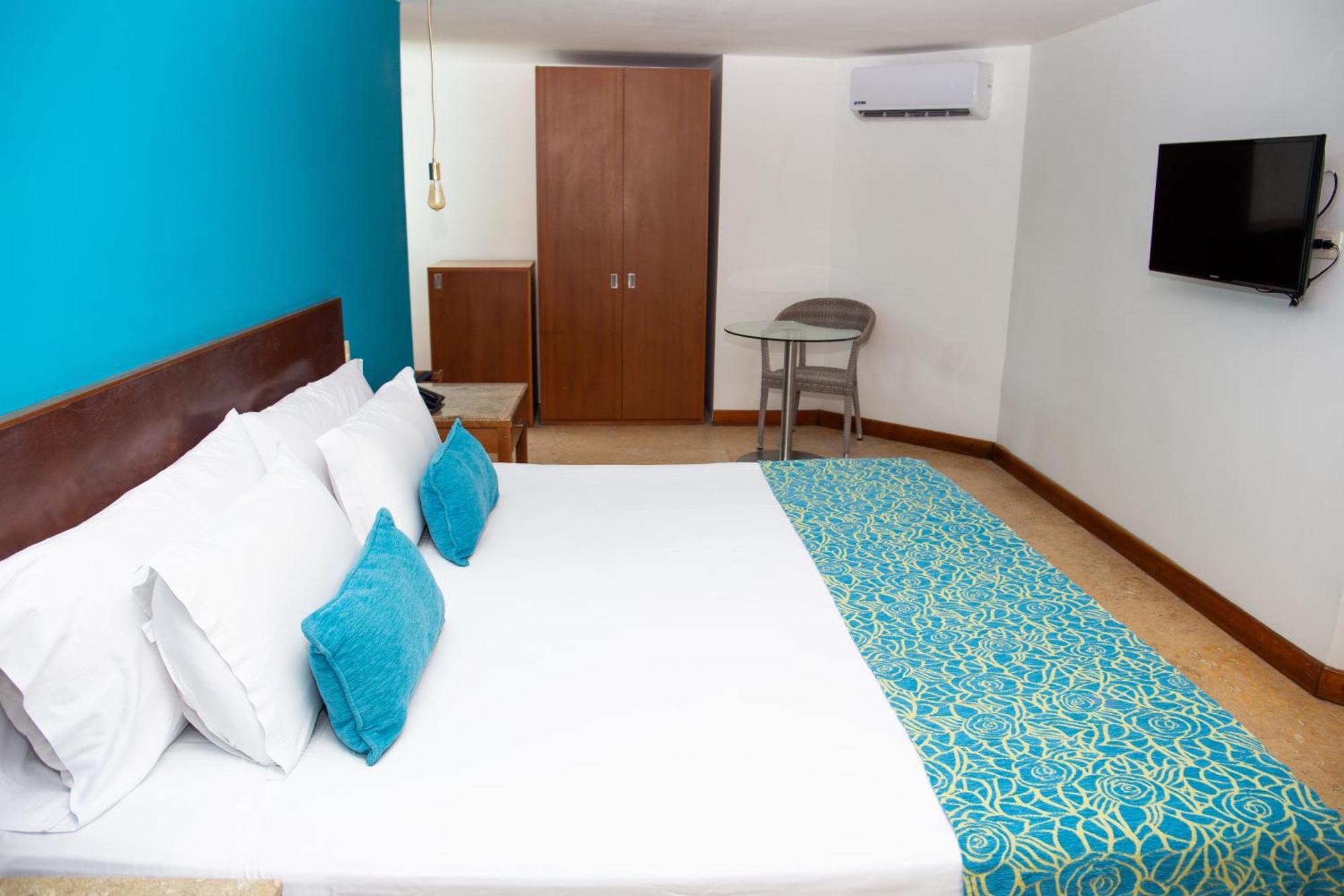 Hotel Oceania Картахена Экстерьер фото